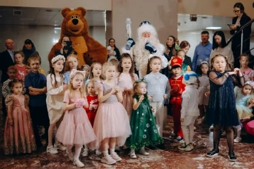 Фото: «Кузбассэнергосбыт» поздравил с праздниками 1