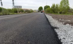 В кемеровском микрорайоне Комиссарово выполнили ремонт дороги