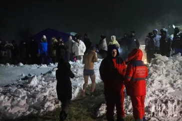 Фото: За время работы крещенских купелей в Кемерове в них окунулись почти 900 человек 1