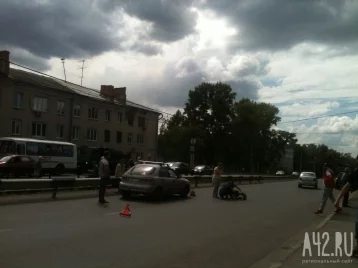 Фото: На Радуге в Кемерове сбили девушку 1