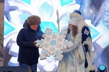 Фото: Киров получил снежинку и статус новогодней столицы России 2024-2025 1