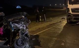 В Краснодарском крае в ДТП с грузовиком погибли 3 человека