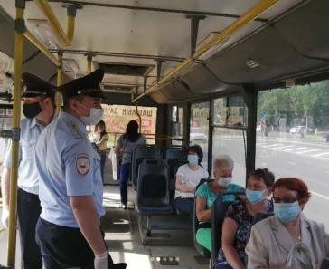 Фото: «Выявили более 1 000 нарушителей»: Илья Середюк рассказал о проверках общественного транспорта 2