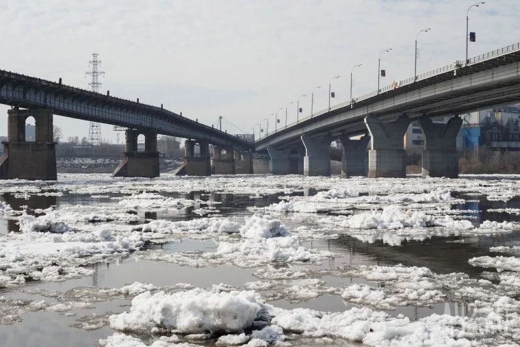 Фото: Томь освобождённая: в Кузбассе начался ледоход 28