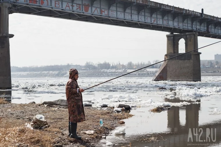Фото: Томь освобождённая: в Кузбассе начался ледоход 29