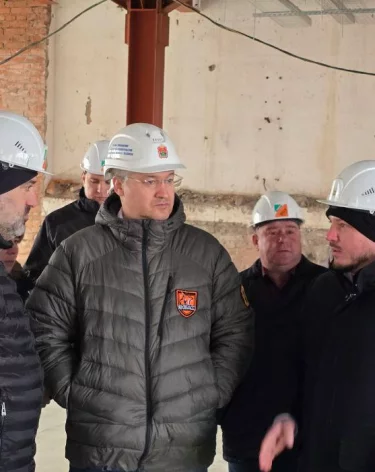 Нет оборудования и материалов: подрядчик рискует сорвать ремонт кузбасской школы