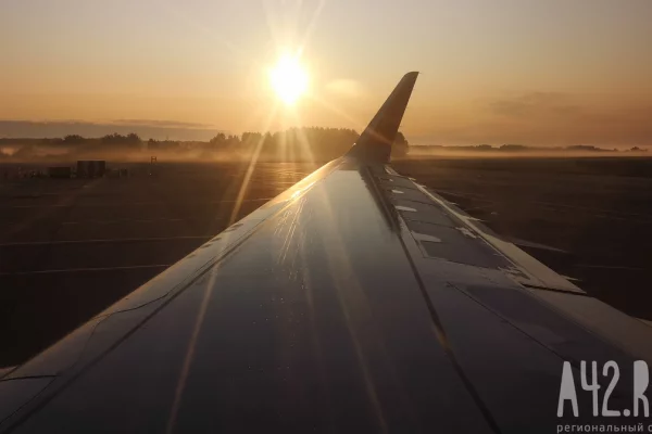 В аэропорту Нью-Йорка столкнулись два пассажирских самолёта