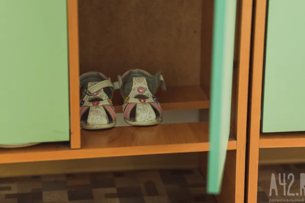 В Краснодаре женщина напоила 2-летнюю дочь коньяком