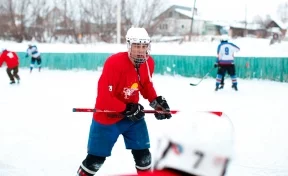В хоккей играют настоящие мужчины: разрез «Берёзовский» организовал товарищеский хоккейный матч