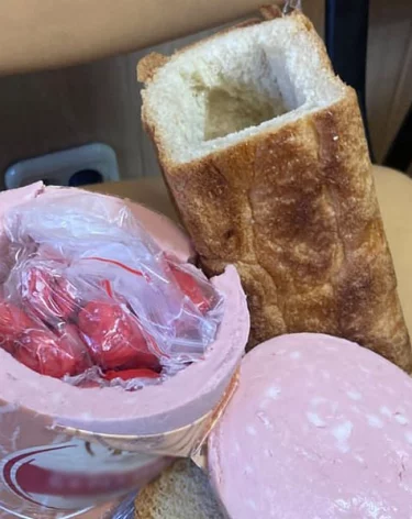 В Алтайском крае у 2 мужчин изъяли хлеб и колбасу с метадоном и героином