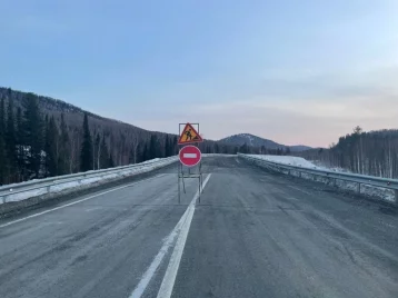 Фото: ГИБДД ограничила движение на участке одной из трасс в Кузбассе  1