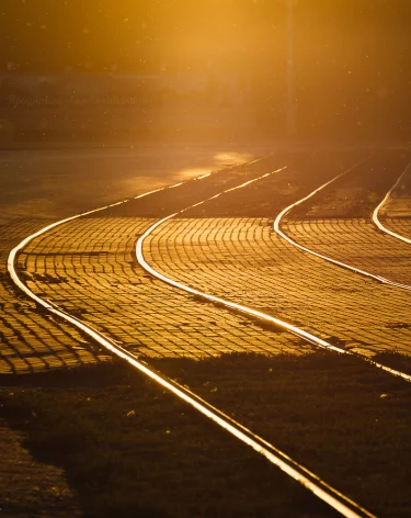 «Город умирает»: жители Осинников попросили губернатора заняться изношенными трамваями