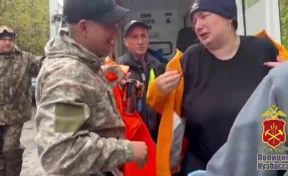 Полиция показала первые кадры с найденной в лесу беременной жительницей Кузбасса