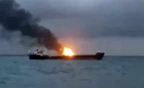 Во время пожара на судах в Керченском проливе погибли 11 человек