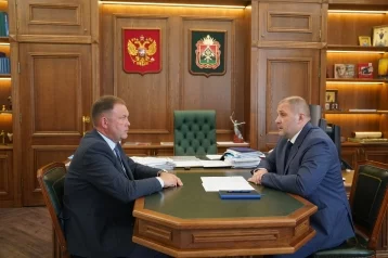 Фото: Новый глава минздрава Кузбасса уволил главврача в Прокопьевске и приостановил несколько закупок 1