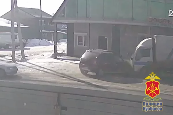 Будет суд: в Кемерове в аварии по вине двух водителей пострадала женщина 