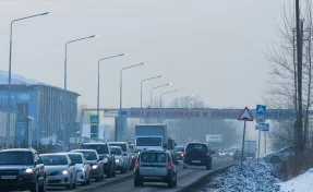 В Кемерове установили 124 опоры освещения на Кузнецком проспекте: идёт подключение