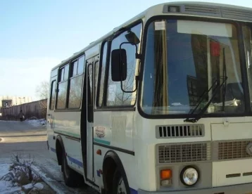 Фото: В кузбасском посёлке возобновили автобусные рейсы, отменённые из-за смерти пациентки с коронавирусом 1