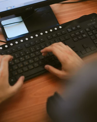 ChatGPT больше не будет отвечать на медицинские и юридические вопросы