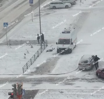 Фото: В Кемерове на улице умер мужчина 1