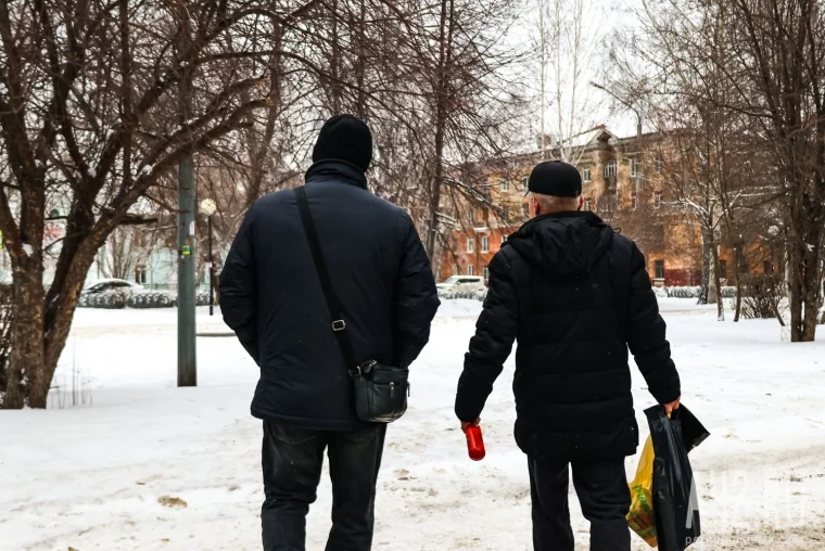 Серёга попросил не снимать его лицо