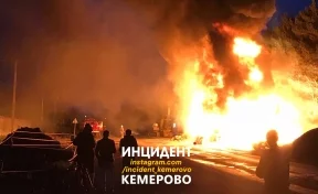 Пожар в Рудничном районе в Кемерове попал на видео
