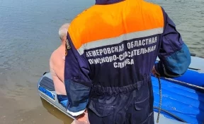 Кузбассовец переплывал Томь и почувствовал себя плохо: на помощь пришли спасатели