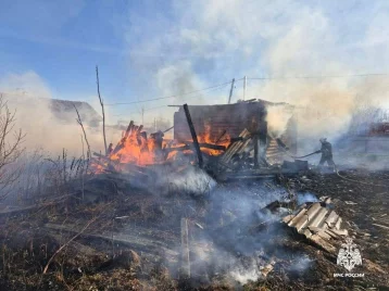 Фото: В Костромской области при пожаре погибли три человека 1