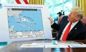 Трамп напугал жителей США неправильной картой урагана «Дориан»