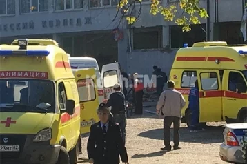 Фото: Появилась информация о взрыве бомбы в колледже Керчи и возможном захвате заложников 1