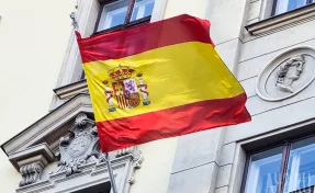 Три человека погибли и 15 пострадали на испанском острове Тенерифе из-за волн