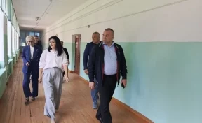 Глава Новокузнецка проверил готовность школы №24 к учебному году