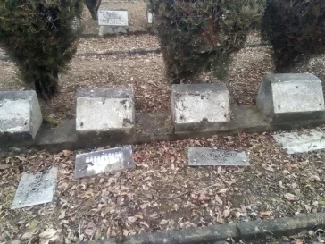 Фото: В Кисловодске неизвестные осквернили могилы солдат ВОВ 2