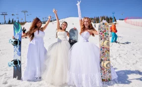 Шесть пар заключат брак на фестивале «Грелка» в Шерегеше