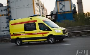 В пригороде Симферополя в автомобиле взорвался газовый баллон, три человека пострадали