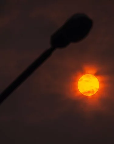 Режим НМУ, смог и слёзы: синоптики рассказали, чем дышали кузбассовцы в октябре