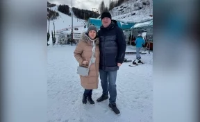 Кузбасский чиновник показал, как провёл 8 Марта с женой