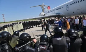В аэропорту Новокузнецка спасали заложников и ловили условных террористов