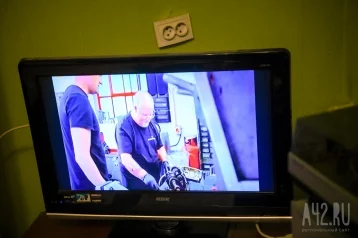 Фото: Новокузнечанин разбил пенсионерке телевизор 1