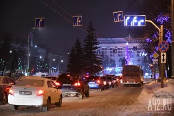 Фото: В Кемерове за неделю эвакуировали более 20 машин 1