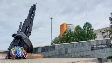 Фото: Дмитрий Анисимов: в Кемерове отремонтируют военный мемориал на Пионерском бульваре 1