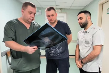 Фото: Кузбасские нейрохирурги извлекли осколок из спины бойца СВО 3