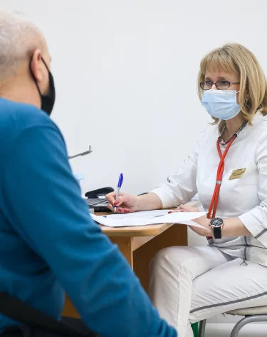 Минздрав Кузбасса озвучил график работы больниц и поликлиник в новогодние праздники