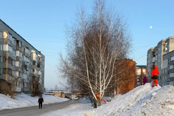 В Кузбассе нашли очередную опасную горку: дети скатывались с неё под колёса машин