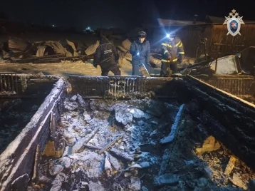 Фото: Уголовное дело возбудили по факту гибели людей на пожаре в Кировской области 1