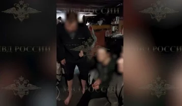 Фото: Трое жителей Кузбасса держали в рабстве 8 человек, заставляя их собирать металлолом 1