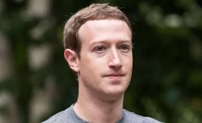 Акционеры Facebook хотят отправить Цукерберга в отставку