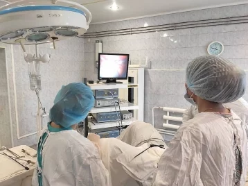 Фото: В Кузбассе медики удалили пациентке похожую на беременность опухоль 1