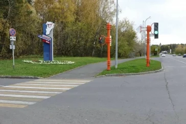 Фото: В Кемерове на бульваре академика Барбараша заработали новые светофоры 1