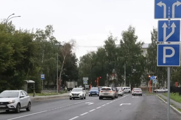 В Кемерове обновили дорожное покрытие на улице Сибиряков-Гвардейцев 